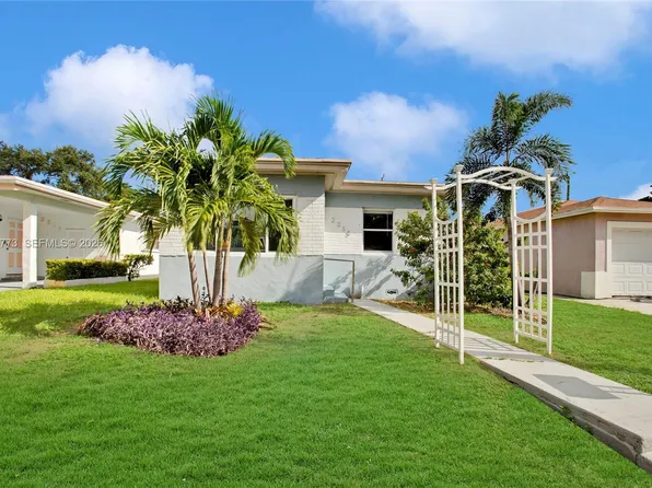 2315 Hope St, Hollywood, FL 33020