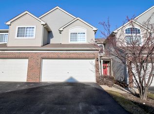 377 N Patriot Dr, Hainesville, IL 60030