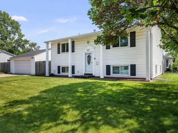 404 34th Ave, East Moline, IL 61244