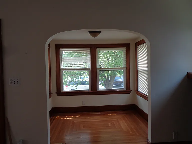 529 Ridgelawn Ave — Photo 4
