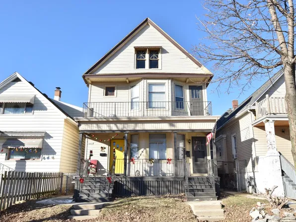 2445 South 9th PLACE #2447, Milwaukee, WI 53215
