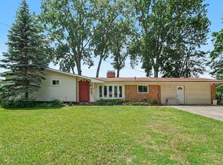 5131 Elizabeth Lake Rd, Waterford, MI 48327