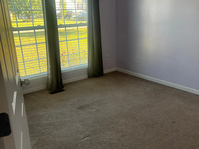 175 Belle Cir — Photo 4