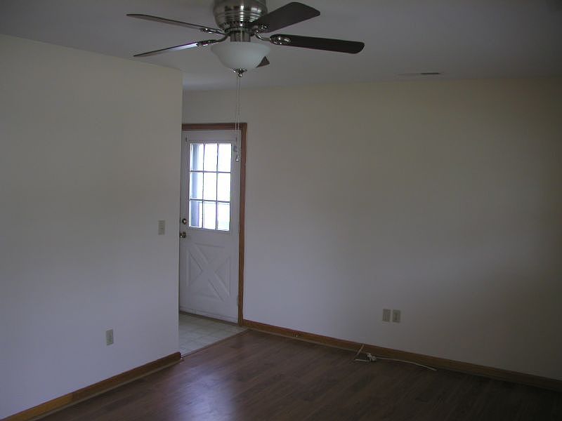 2nd image of 106 Stratford Ave