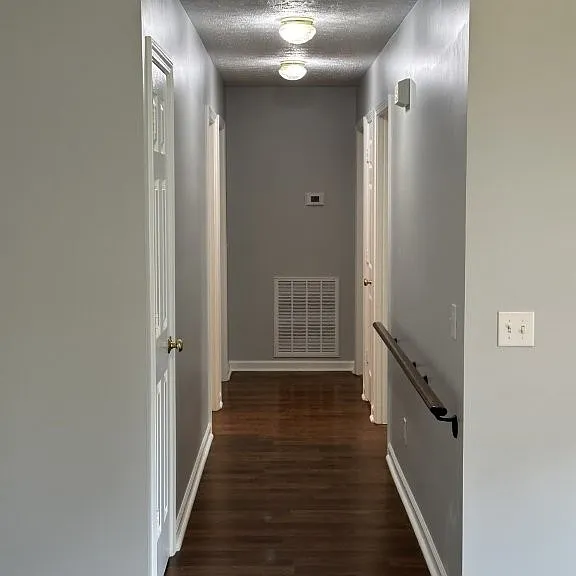 108 Roberts Dr — Photo 6
