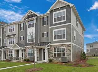 358 Bridgeview Ct, Saint Charles, IL 60174