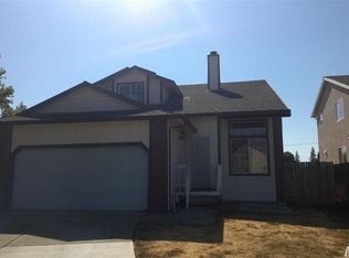 141 Creekside Cir, Sacramento, CA