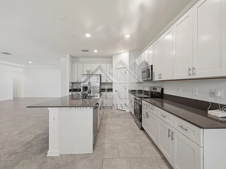 3048 Country Side Dr — Photo 21