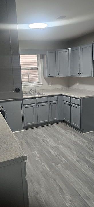 1st image of 56 Kent St Floor 2