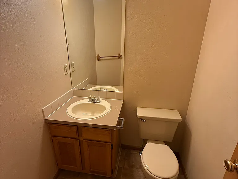 3131 Bell Dr — Photo 13