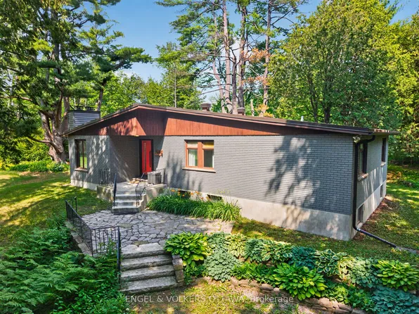 4167 Farmers Way, Ottawa, ON K0A 1K0