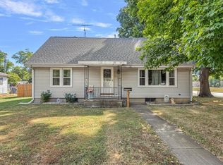 514 S Walnut St, Pana, IL