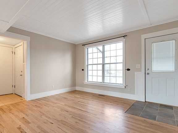 Front Room/Dining