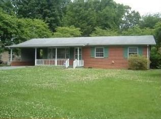 3106 Hazelwood Rd, Knoxville, TN 37921