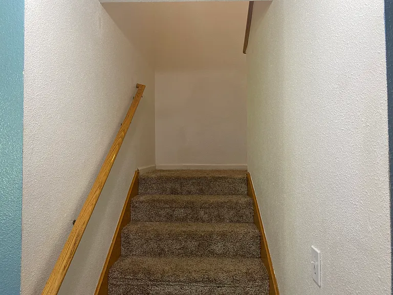 341 E Heather Way #6 — Photo 7