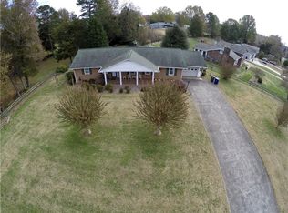 4840 Westchester Rd, Winston Salem, NC 27103