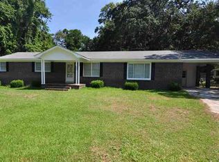 547 S Causeway Rd, Pawleys Island, SC 29585