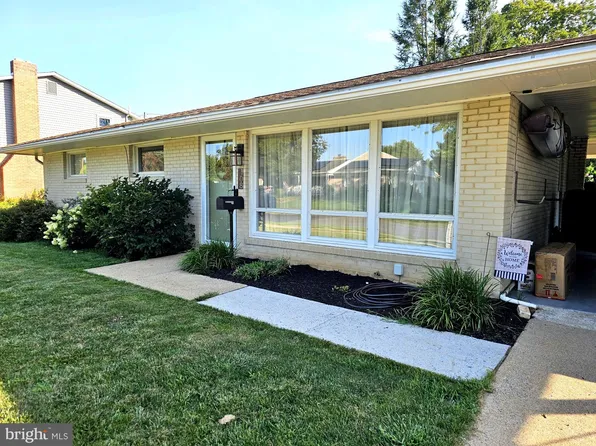108 Lancaster Blvd, Mechanicsburg, PA 17055