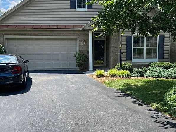 1310 Aarons Run Cir, Salem, VA 24153