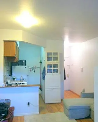 Rented by Chartwell Manhattan Realty | media 6