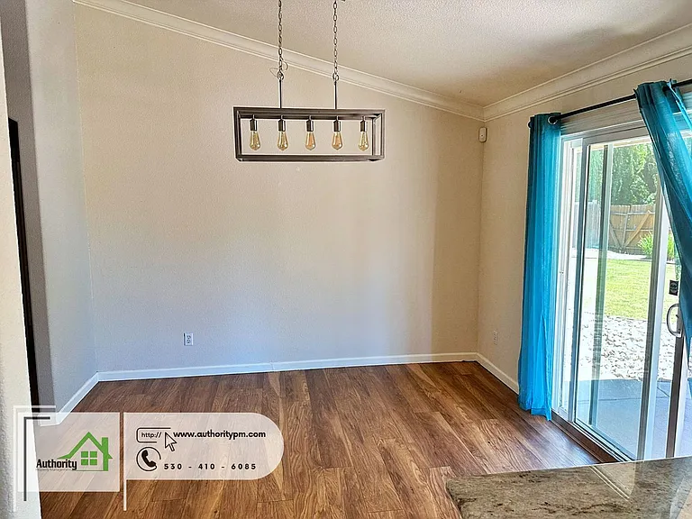 2709 Citrine Ave — Photo 12