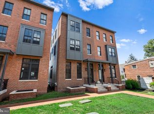 113 Thornton Ln, Newtown, PA 18940