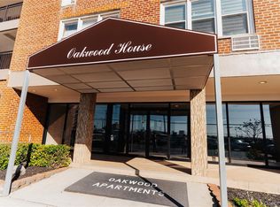 1 E Broadway #2B, Long Beach, NY 11561