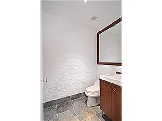 Rented by New York Residence | media 74