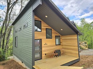 16 Baker Pl, Arden, NC 28704