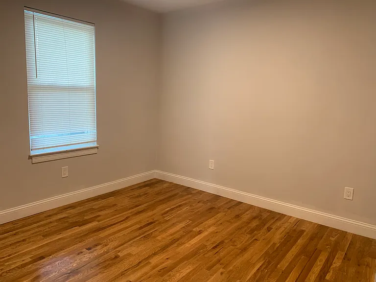 12 Harding St #2 — Photo 5