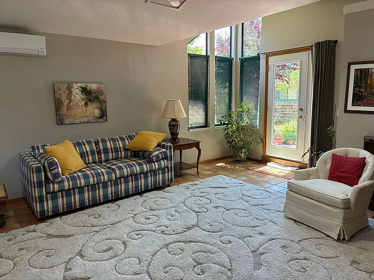 2125 Bueno Dr — Photo 10