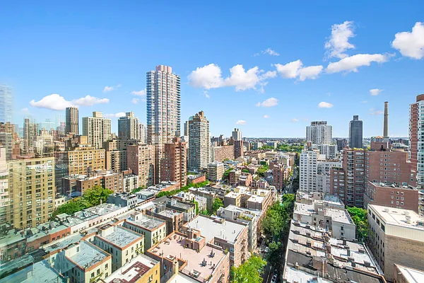 Sold by Compass | media 23