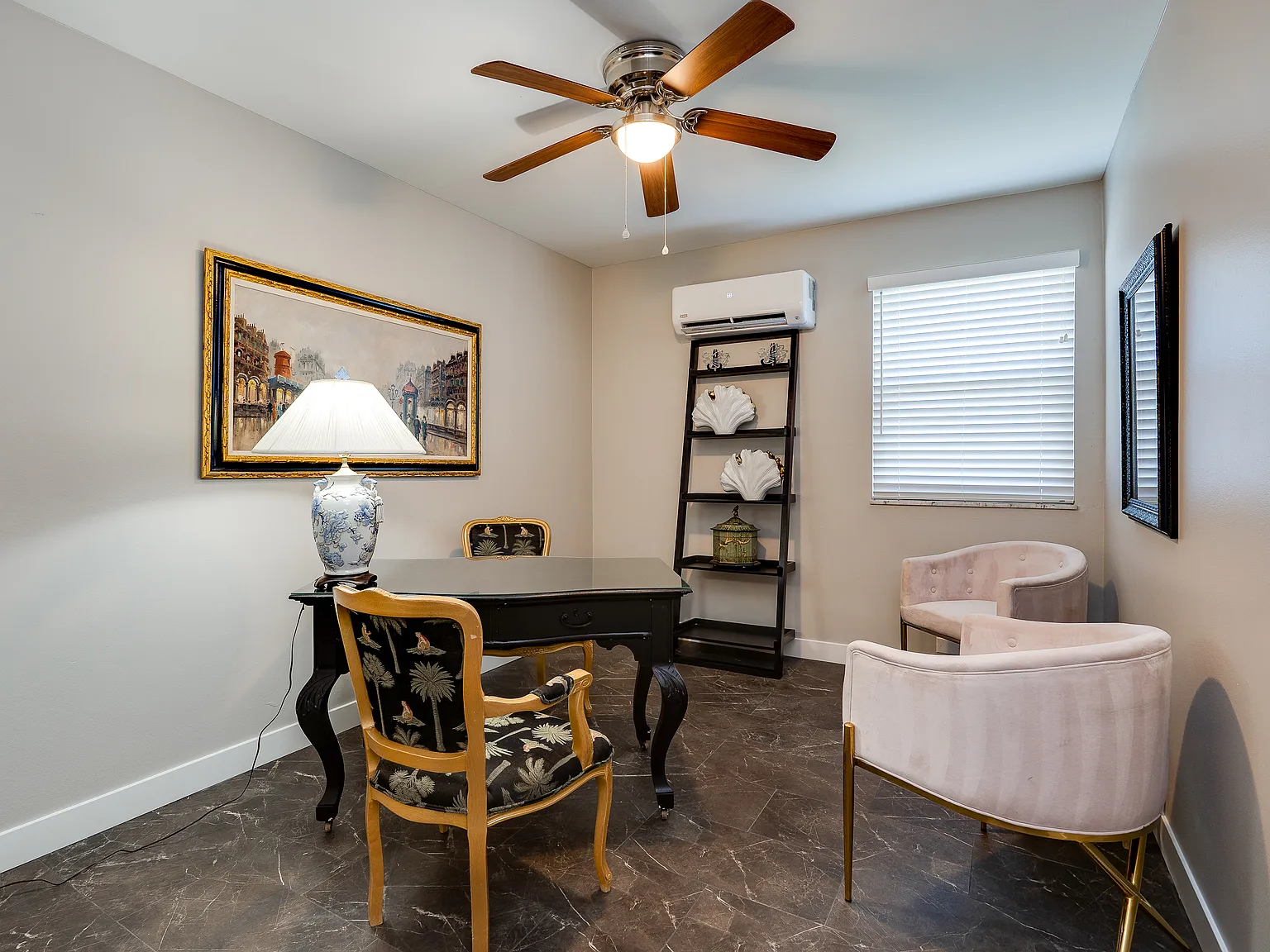 2 bed, 800 sqft, $1,400 — Photo 4