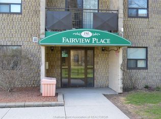 150 Park Ave E #212, Chatham Kent, ON N7M 3V6
