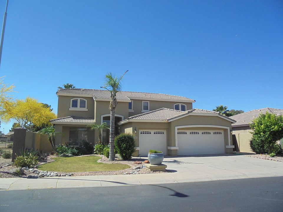 1st image of 201 W Birchwood Pl