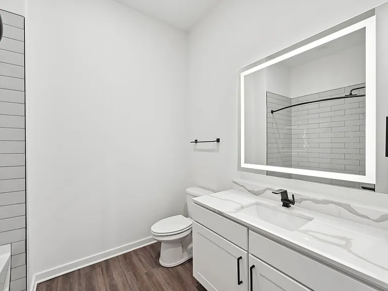 The Concord Luxury Apartments — Photo 61