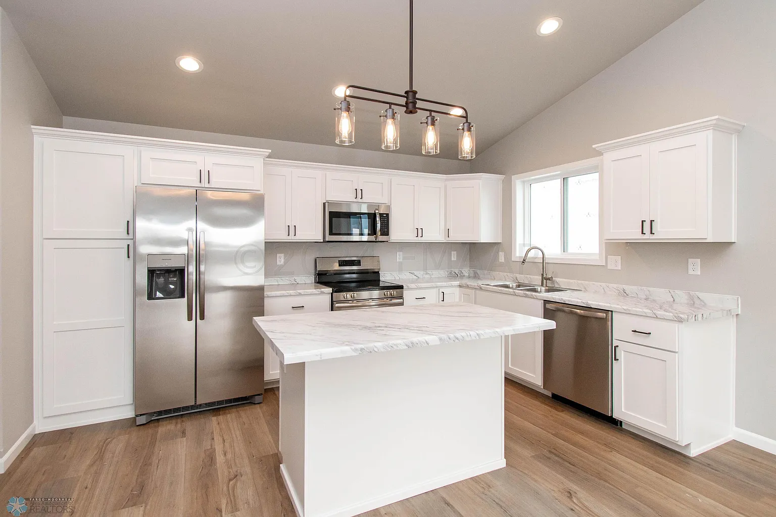 7643 Cub Creek Way photo 1