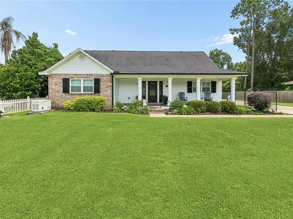 494 Evangeline Rd, Montz, LA 70068