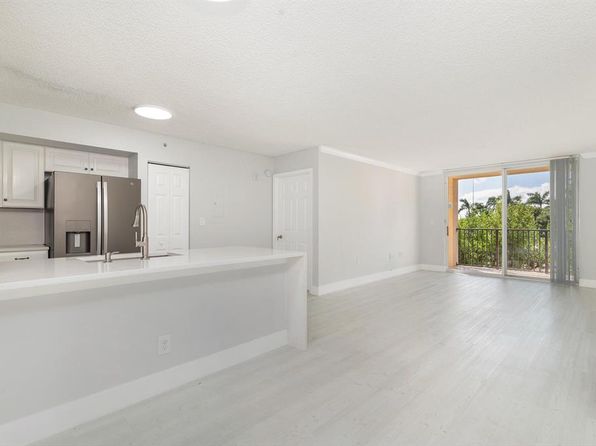 1801 N Flagler Dr APT 310
