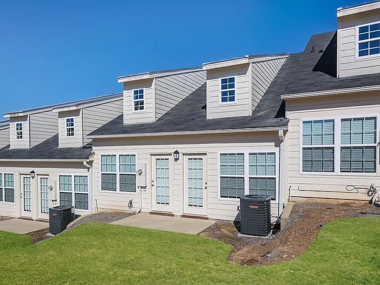 195 Riley Cir — Photo 14