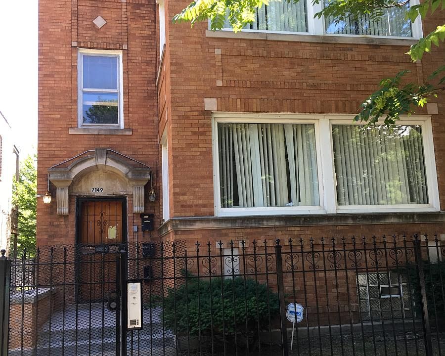 1st image of 7149 S King Dr #1