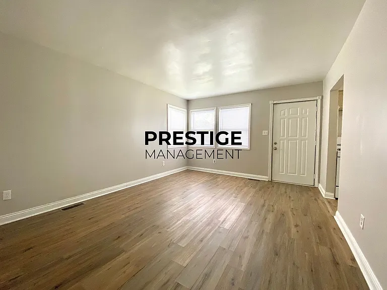 1454 Sherman St — Photo 4