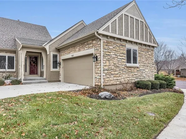 7857 W 156th Pl, Overland Park, KS 66223