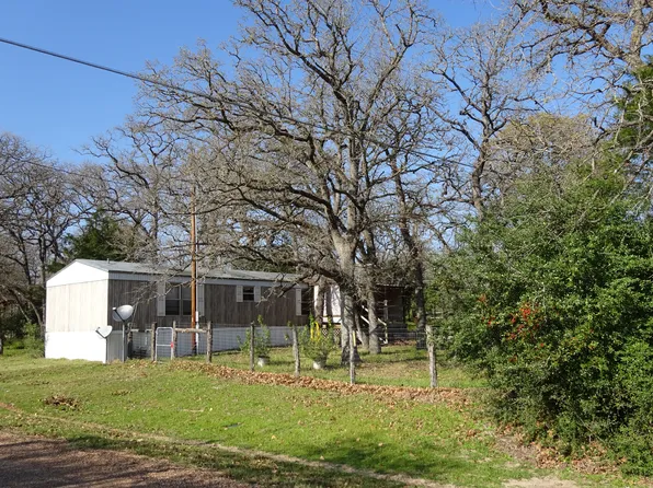 404 McLendon, Somerville, TX 77879