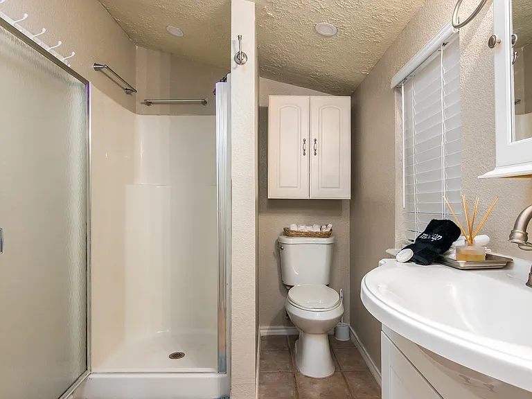 6804 River Rd — Photo 7