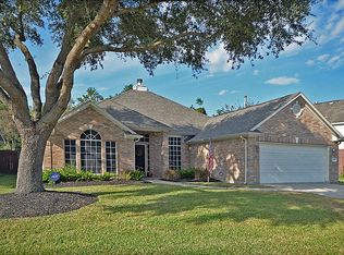 4538 Canyon Crest Dr, League City, TX 77573