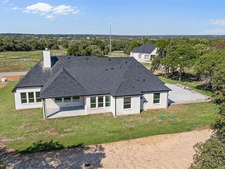2057 Glenhollow Dr — Photo 37