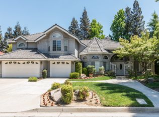 259 W. Ridgepoint Dr., Fresno, CA 92611