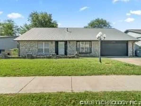 10174 E 22nd Pl, Tulsa, OK 74129