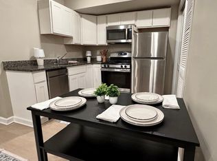 714 Park Rd NW #302, Washington, DC 20010